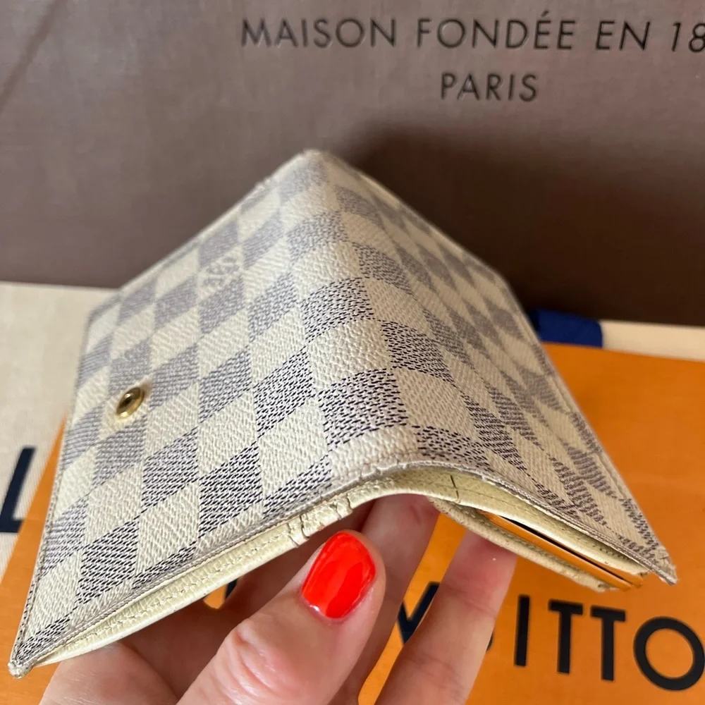 Louis Vuitton Damier Azur Canvas Checkered Wallet - Cream & Blue